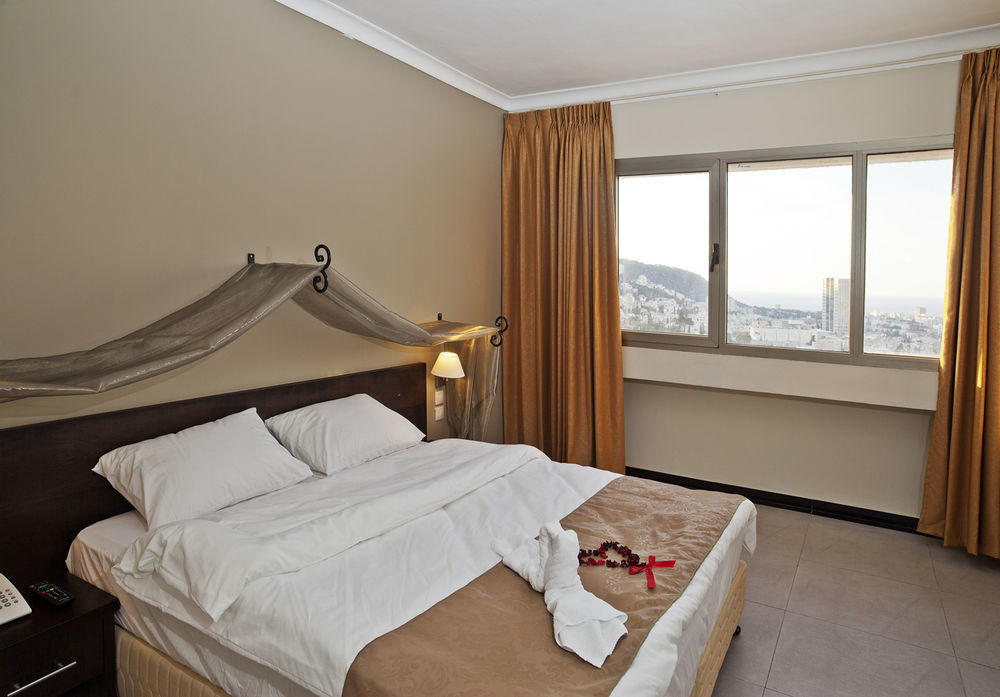 Market Hotel Haifa Esterno foto